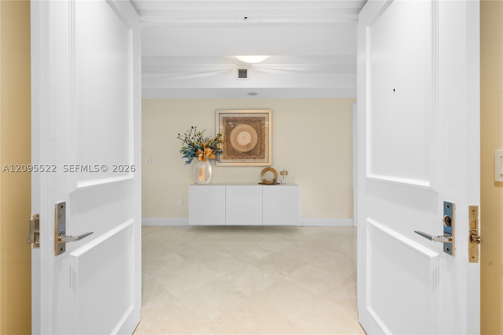 781 Crandon Blvd #1802, Key Biscayne FL 33149