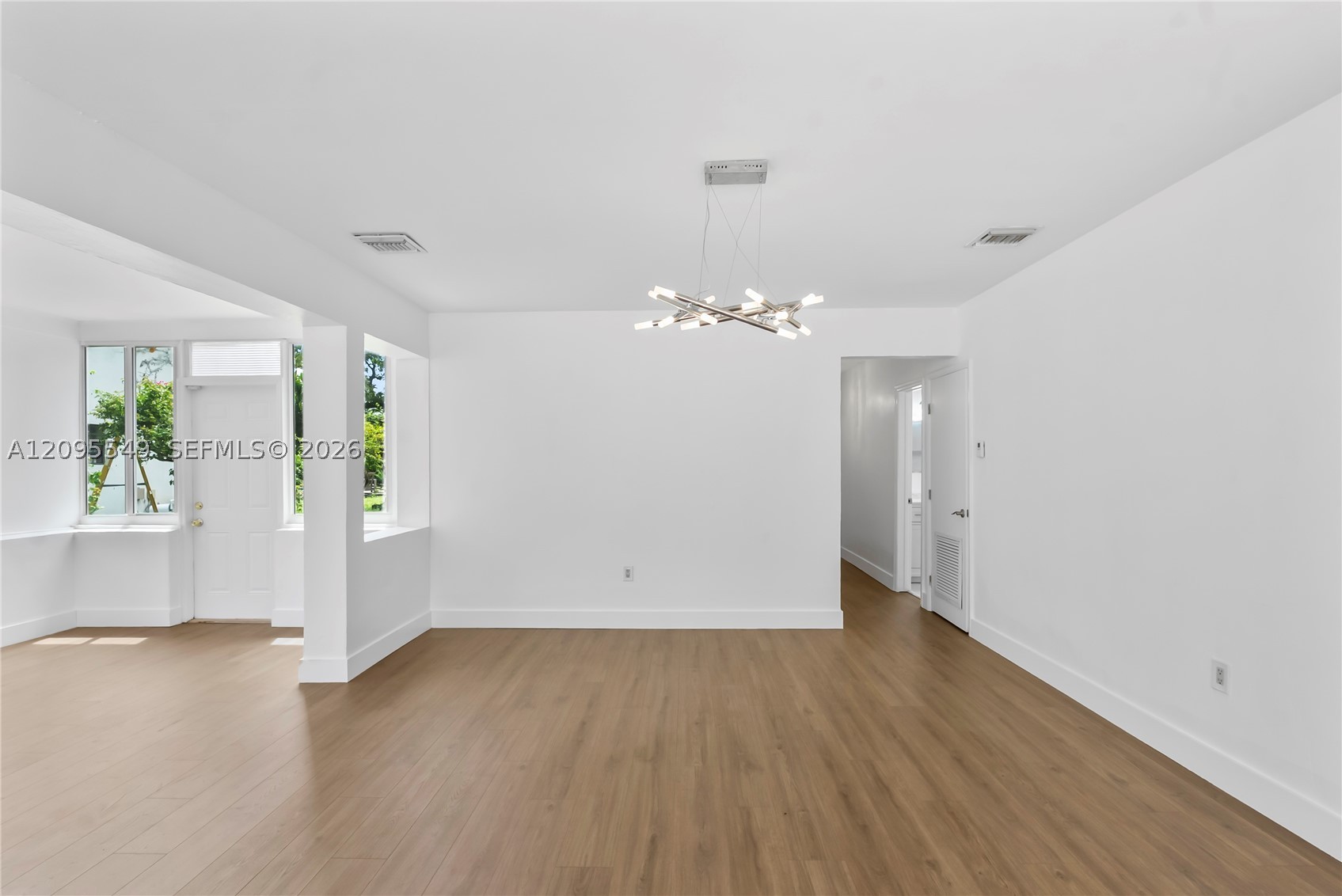 940 NE 85th St, Miami FL 33138