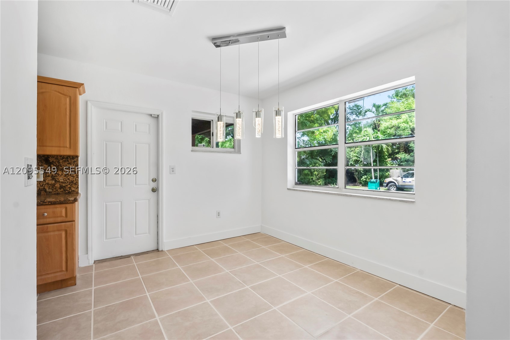 940 NE 85th St, Miami FL 33138