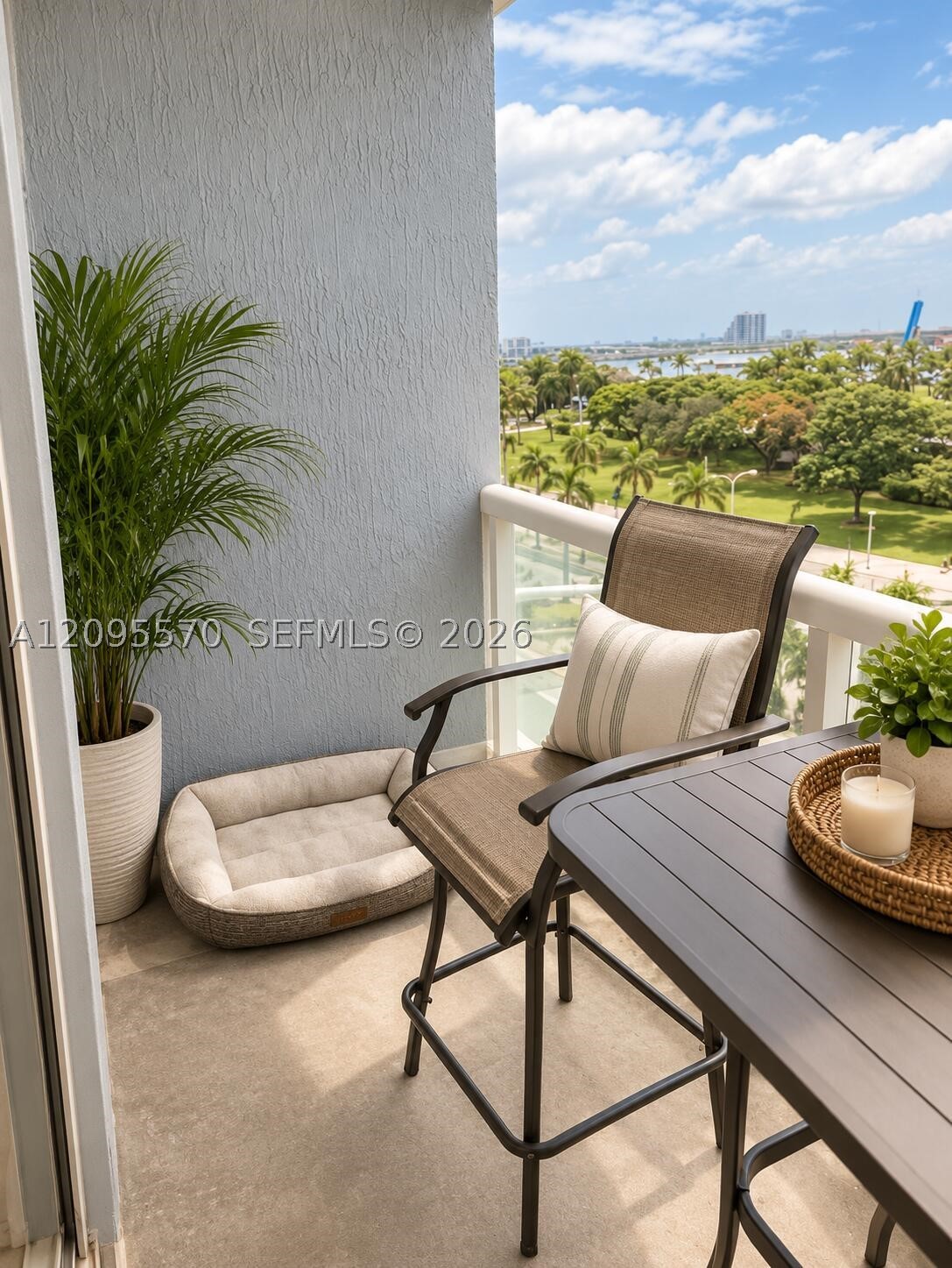 50 Biscayne Blvd #705, Miami FL 33132