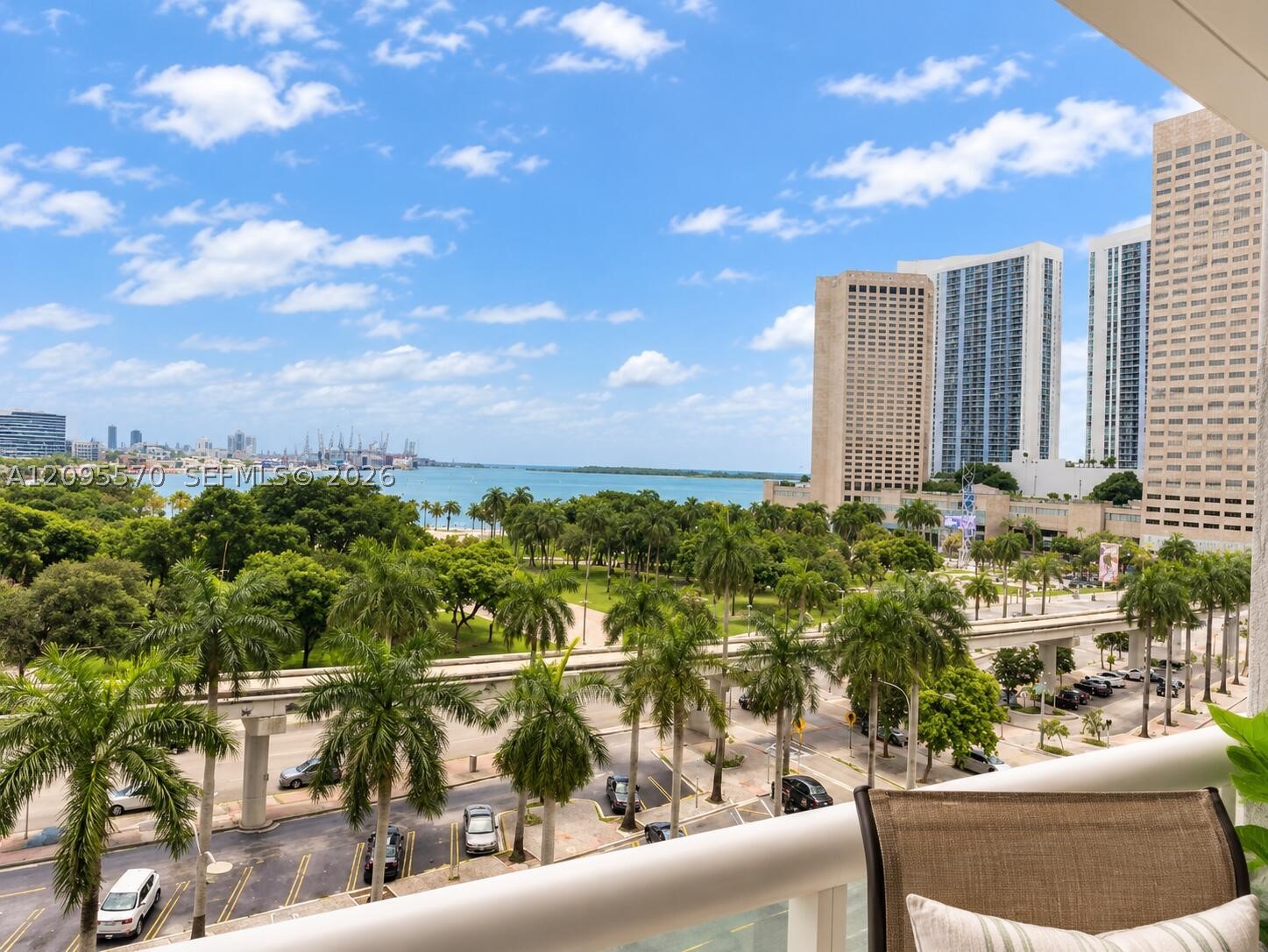 50 Biscayne Blvd #705, Miami FL 33132