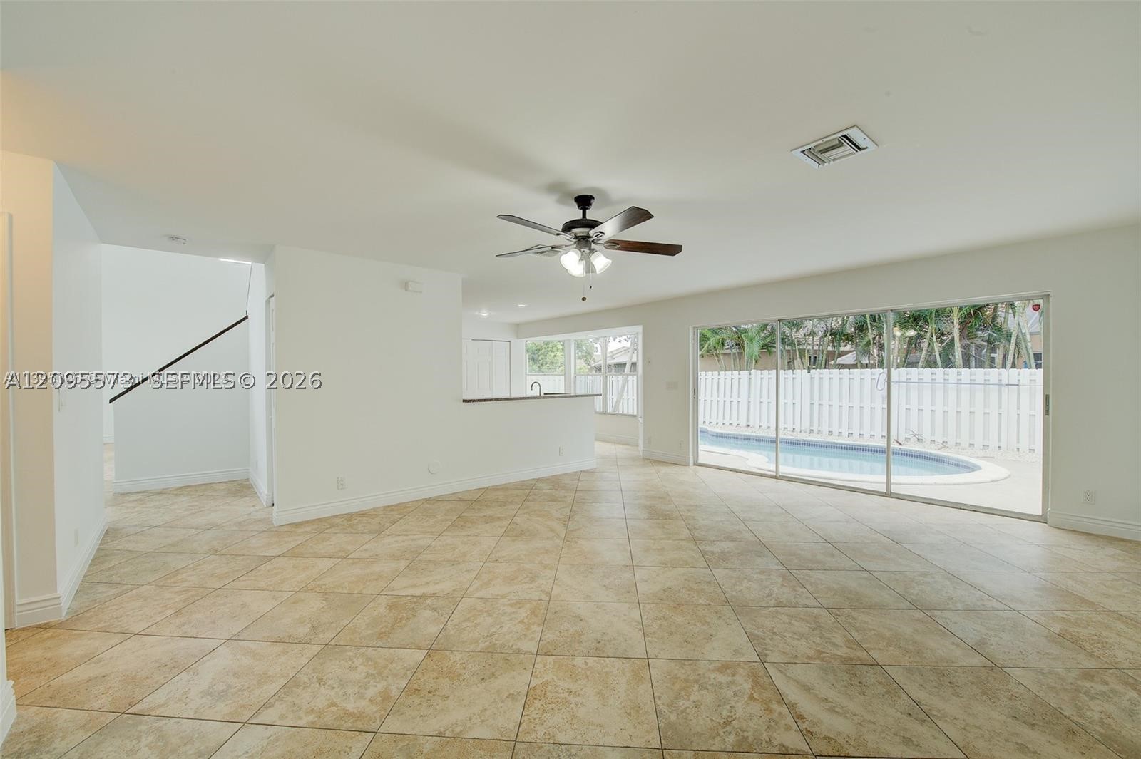 1127 SW 104th Way, Pembroke Pines FL 33025