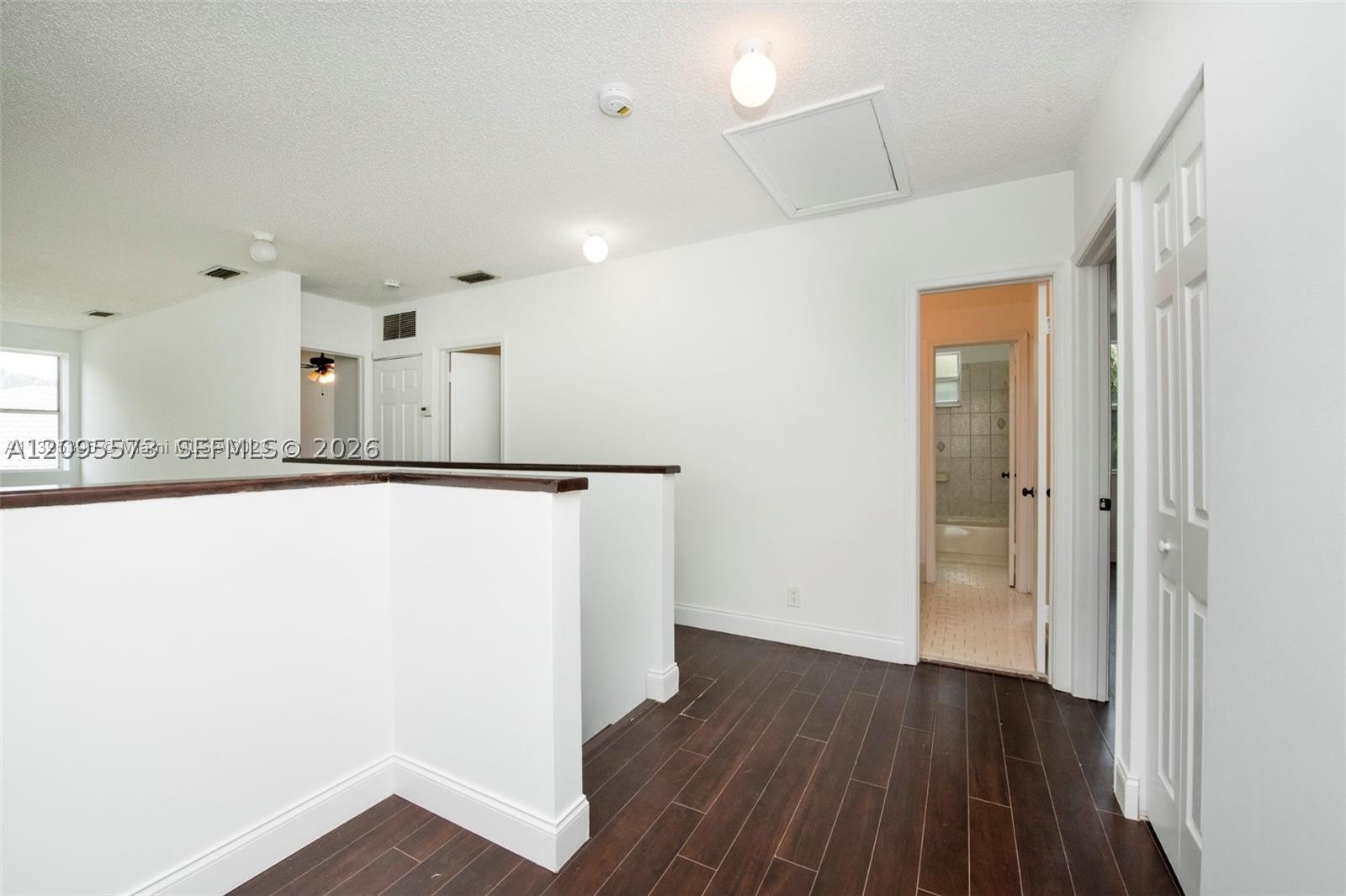 1127 SW 104th Way, Pembroke Pines FL 33025