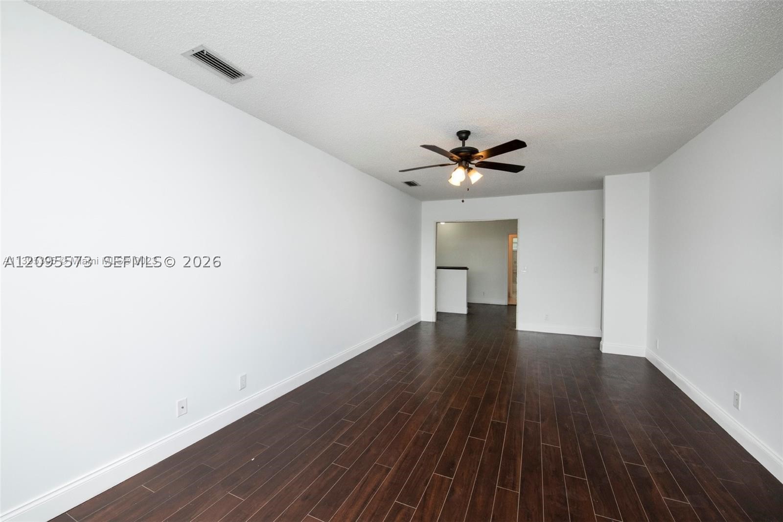 1127 SW 104th Way, Pembroke Pines FL 33025