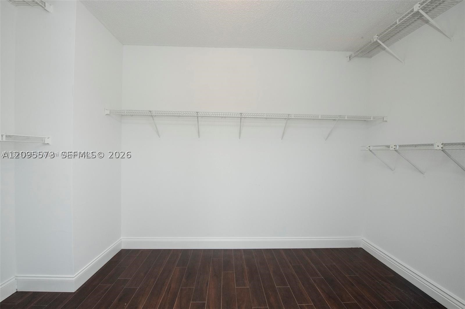 1127 SW 104th Way, Pembroke Pines FL 33025