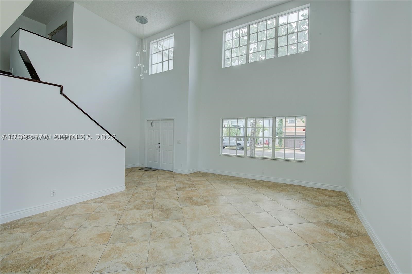 1127 SW 104th Way, Pembroke Pines FL 33025