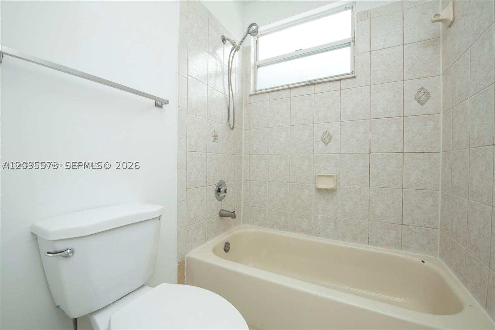 1127 SW 104th Way, Pembroke Pines FL 33025