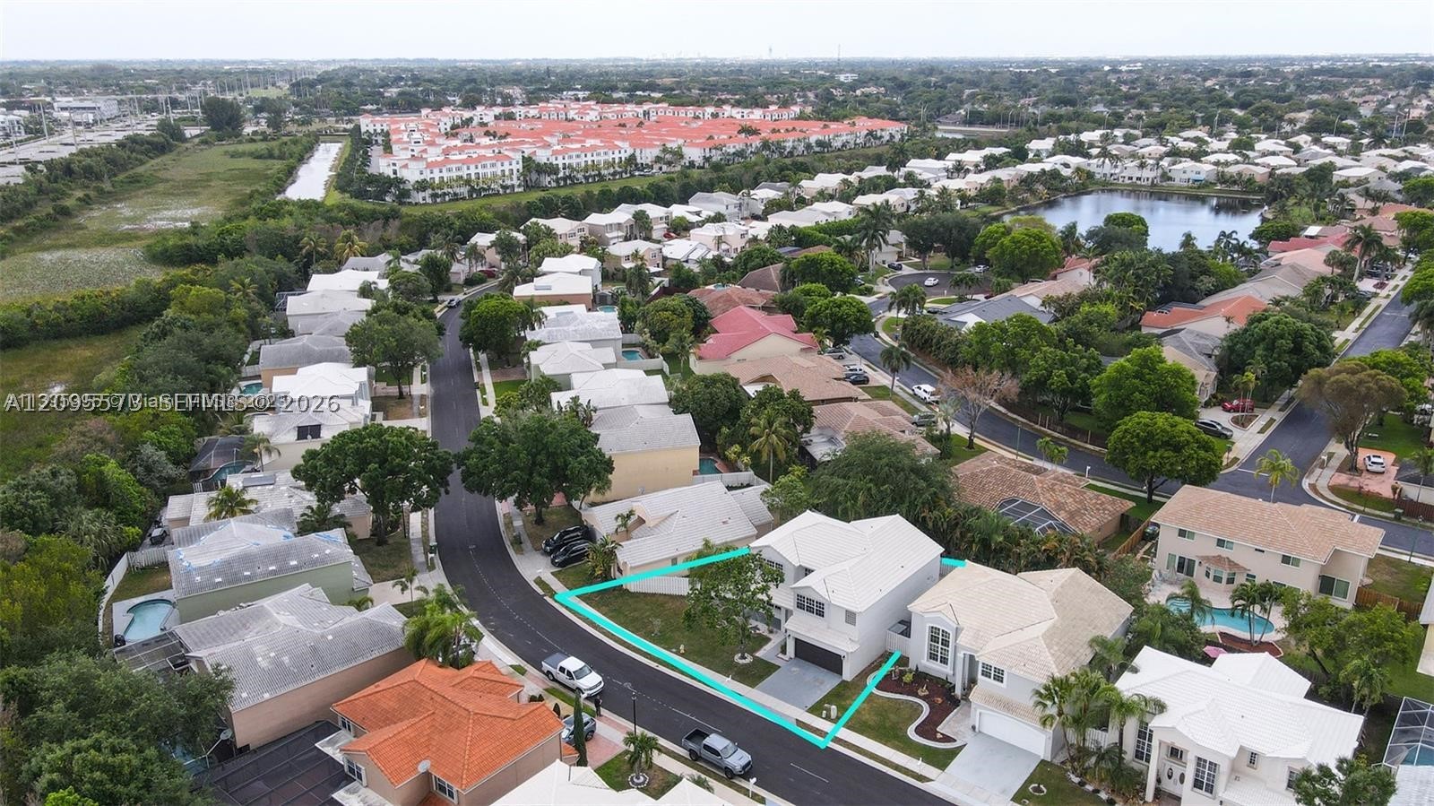 1127 SW 104th Way, Pembroke Pines FL 33025
