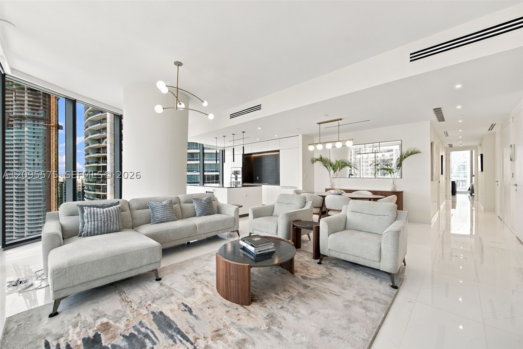 300 Biscayne Boulevard Way #4007W, Miami FL 33131