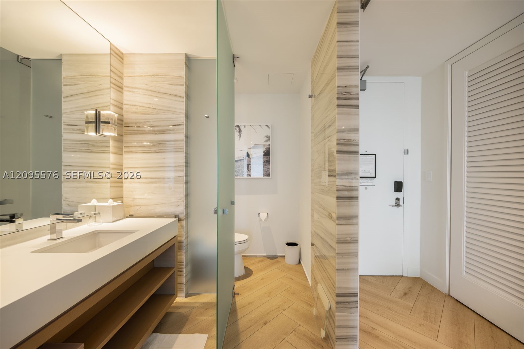 2201 Collins Ave #1108, Miami Beach FL 33139