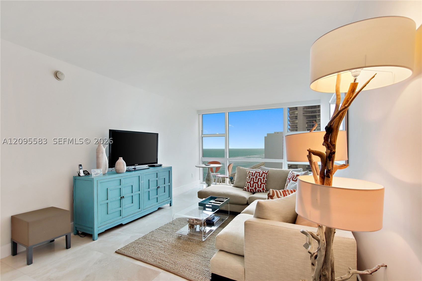 6801 Collins Ave #1112, Miami Beach FL 33141