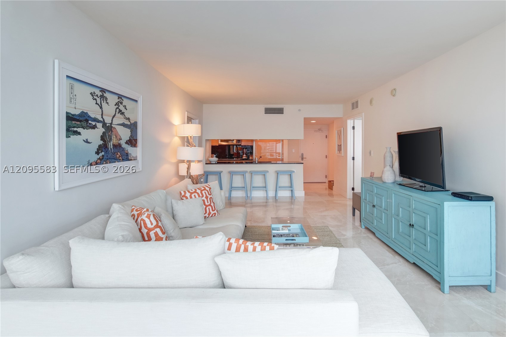 6801 Collins Ave #1112, Miami Beach FL 33141