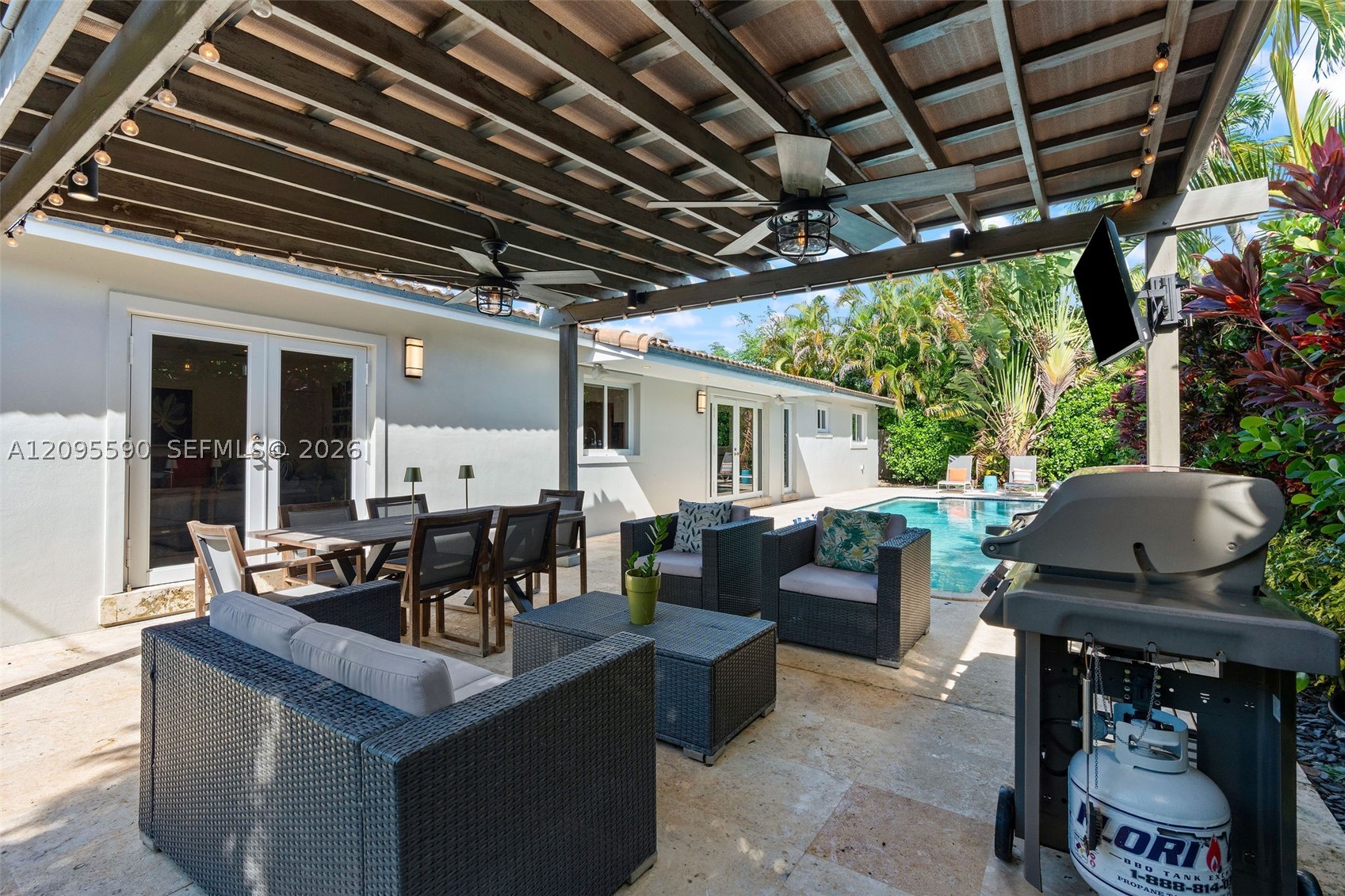 8610 SW 47th St, Miami FL 33155