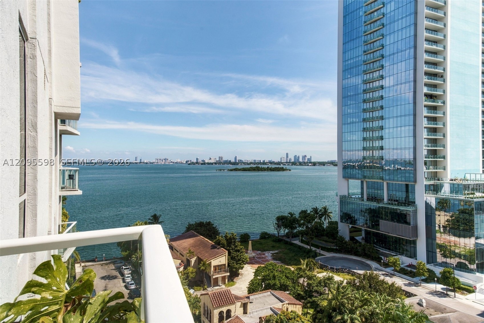 601 NE 27th St #1006, Miami FL 33137