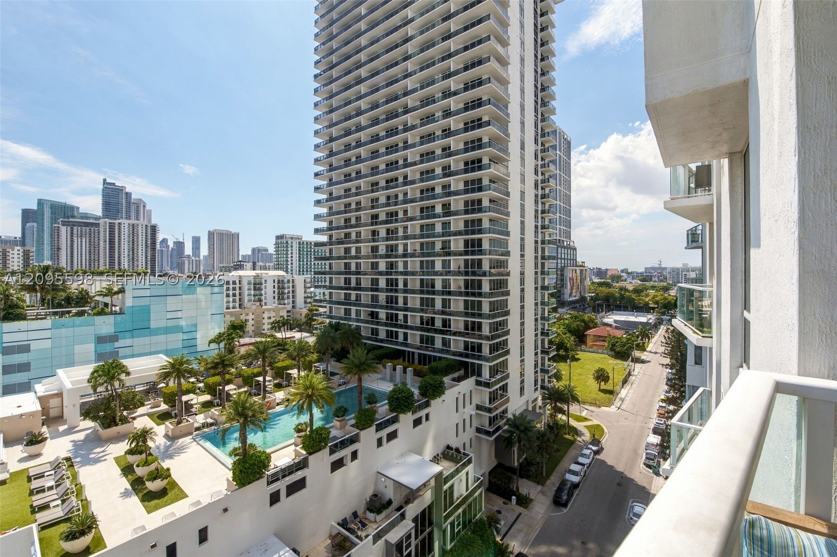 601 NE 27th St #1006, Miami FL 33137