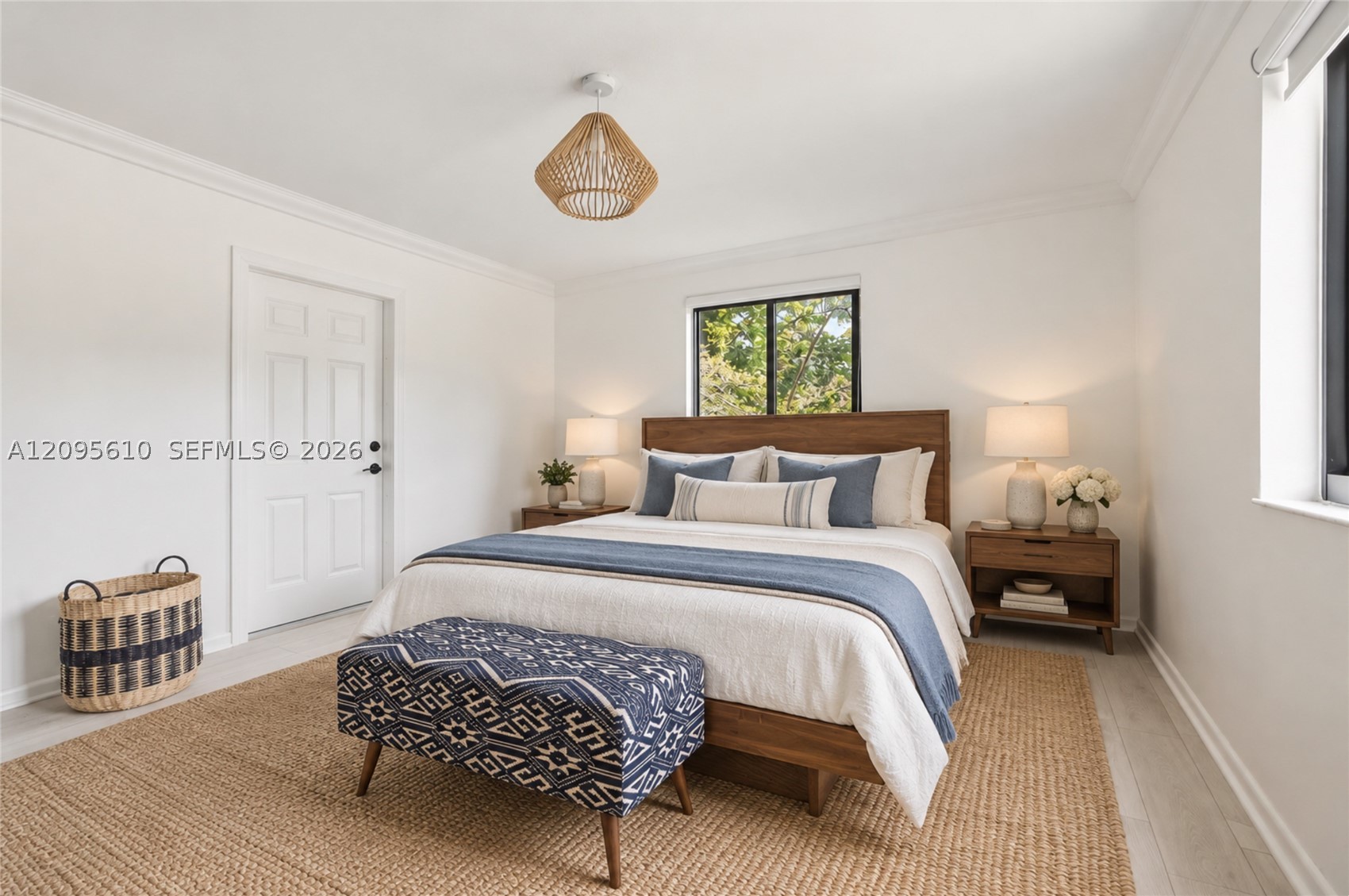 295 NW 42nd St, Miami FL 33127