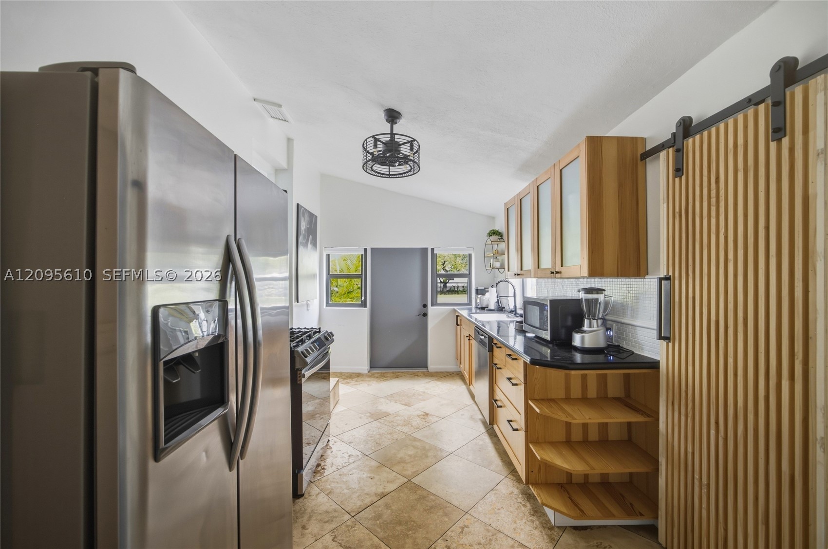295 NW 42nd St, Miami FL 33127