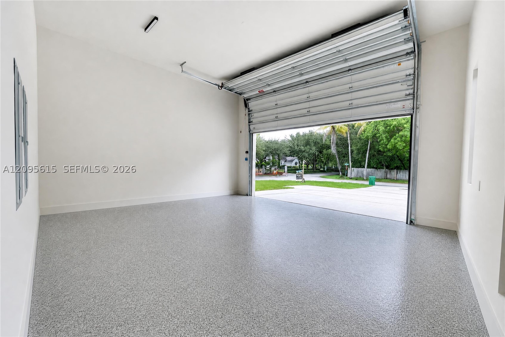 9999 SW 87th Ct, Miami FL 33176