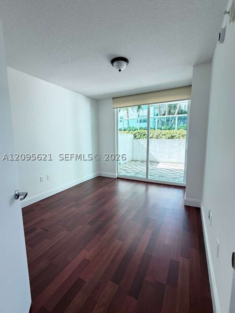 41 SE 5th St #709, Miami FL 33131