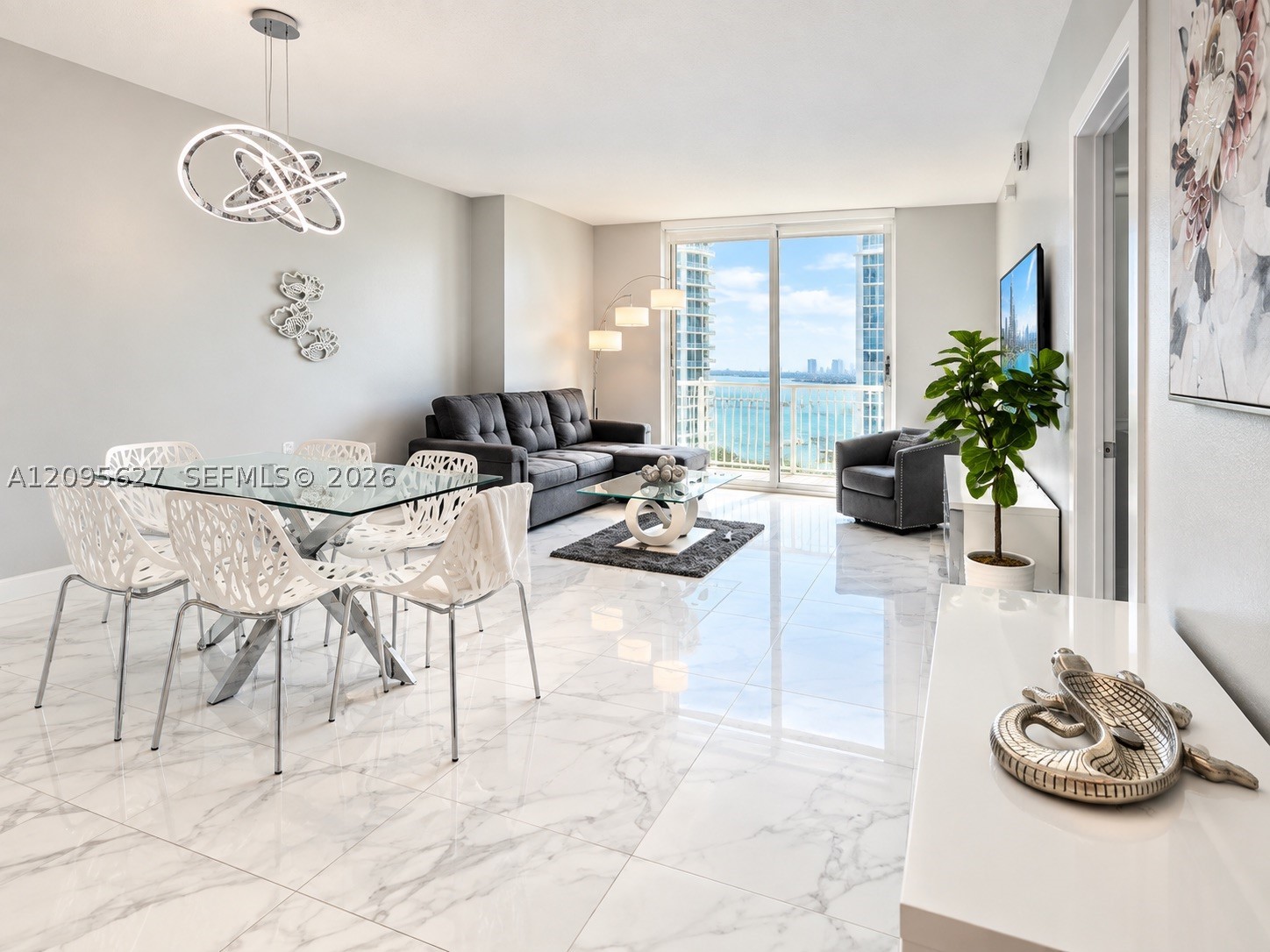 1200 Brickell Bay Dr #PH4103, Miami FL 33131