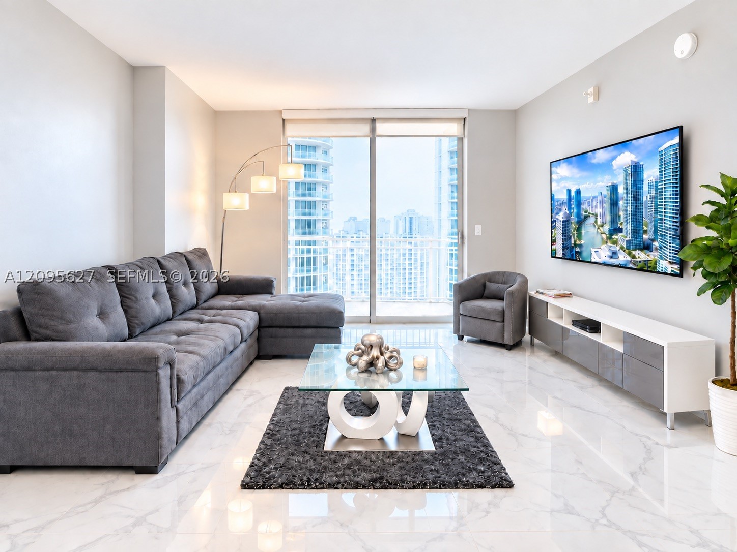 1200 Brickell Bay Dr #PH4103, Miami FL 33131