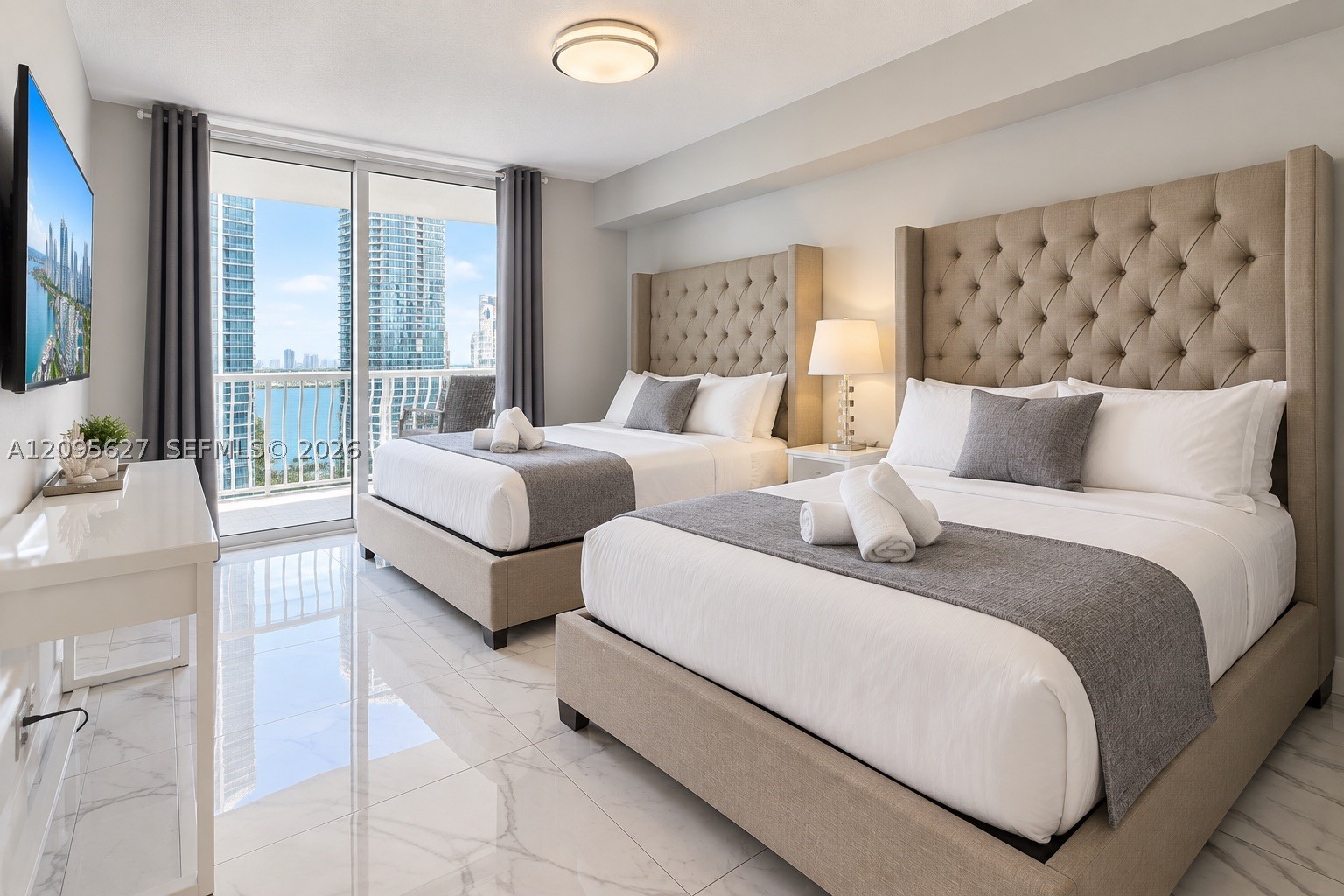 1200 Brickell Bay Dr #PH4103, Miami FL 33131