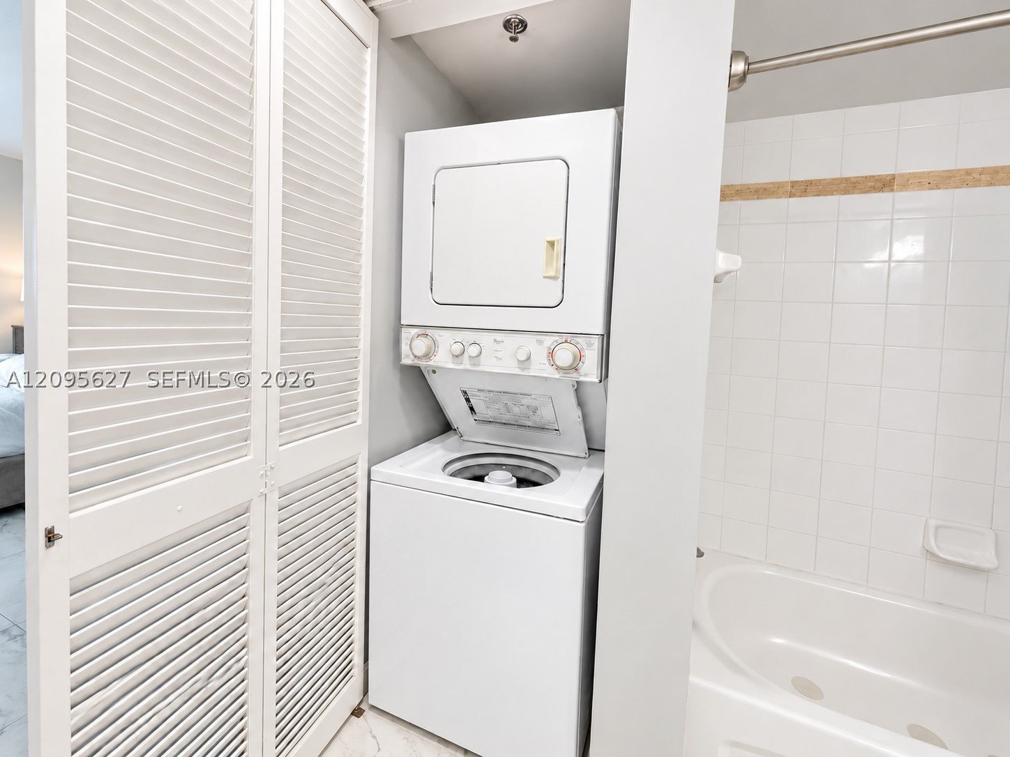 1200 Brickell Bay Dr #PH4103, Miami FL 33131