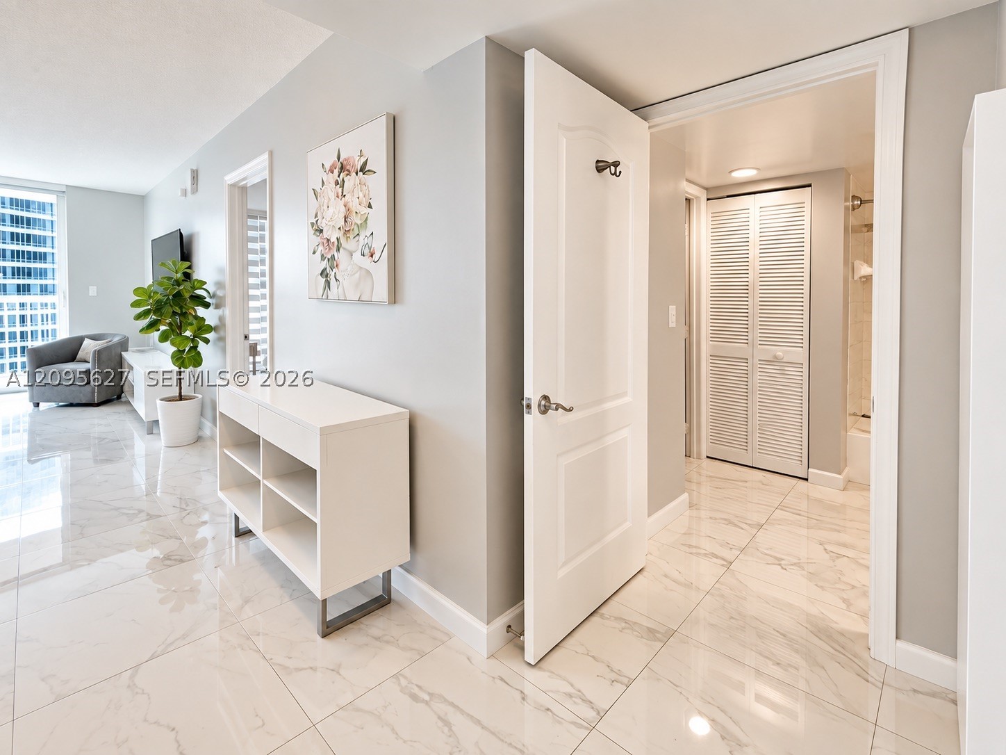 1200 Brickell Bay Dr #PH4103, Miami FL 33131