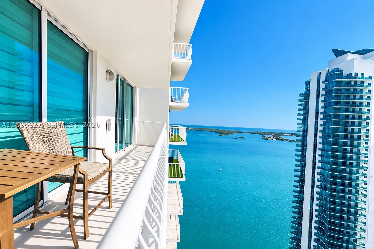 1200 Brickell Bay Dr #PH4103, Miami FL 33131