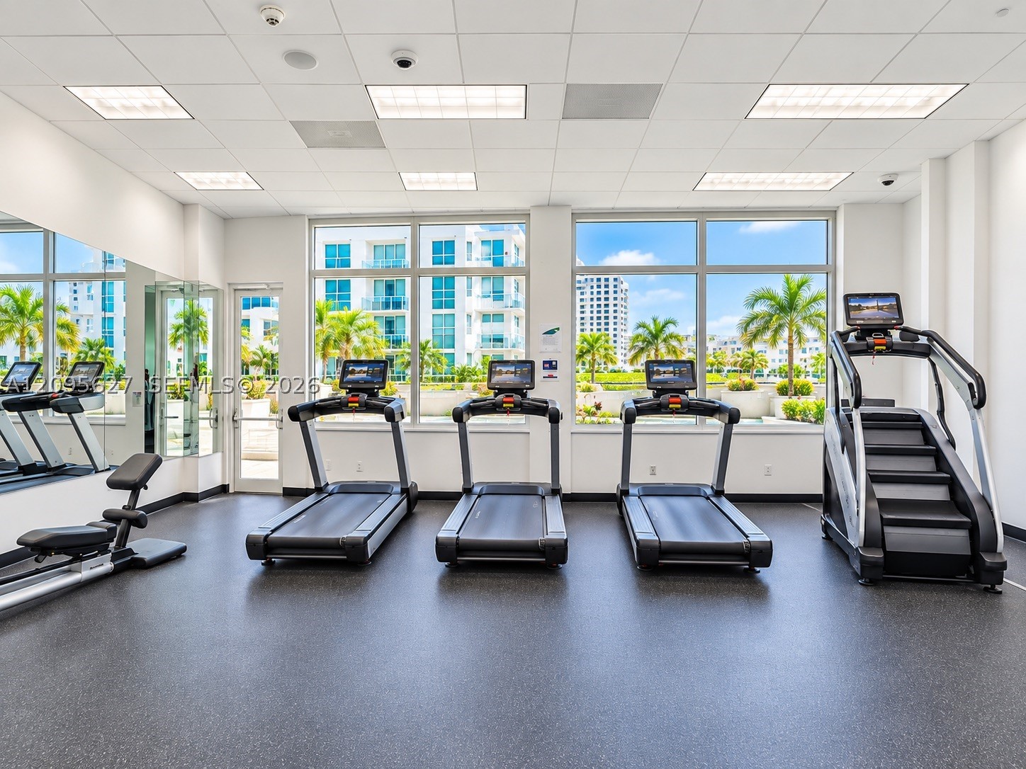 1200 Brickell Bay Dr #PH4103, Miami FL 33131