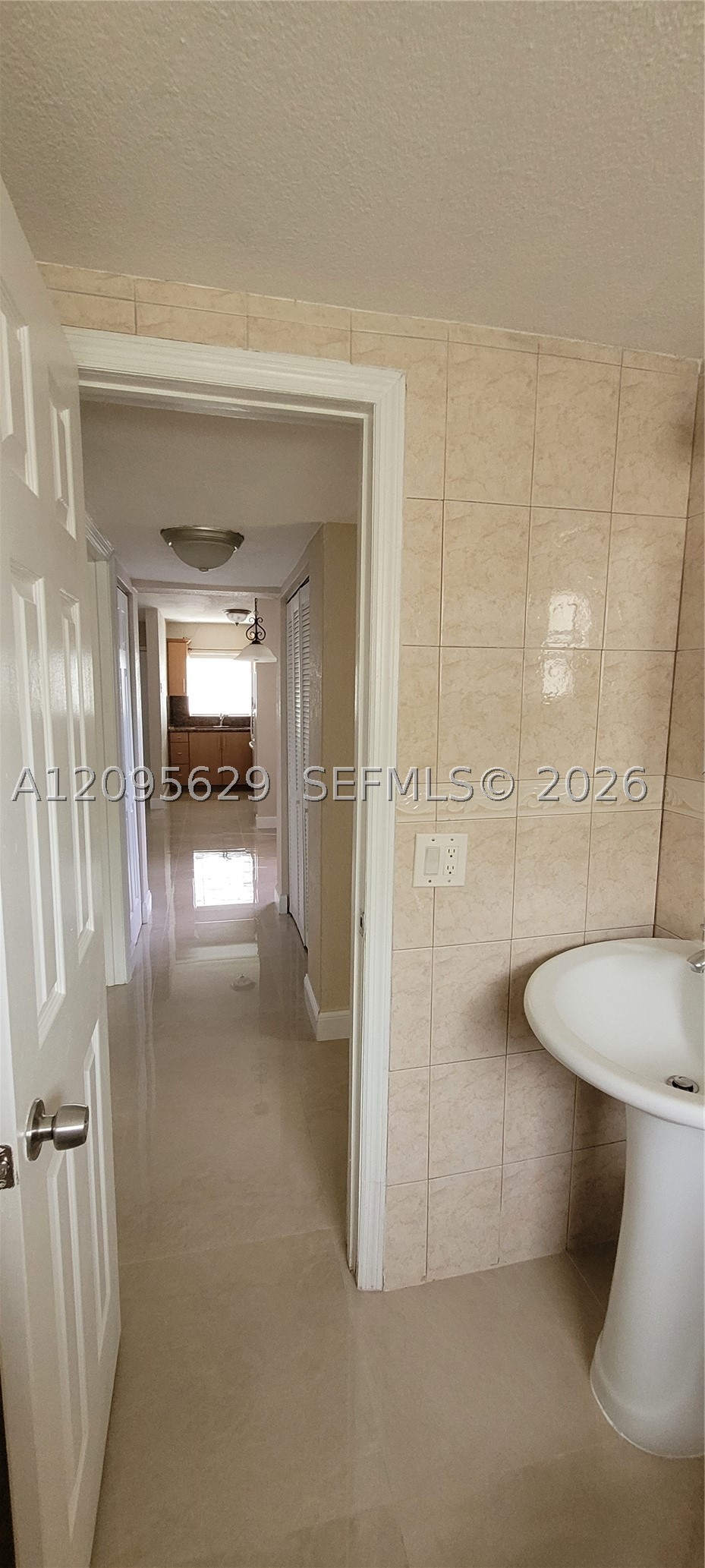 7101 SW 89th Ct #101, Miami FL 33173