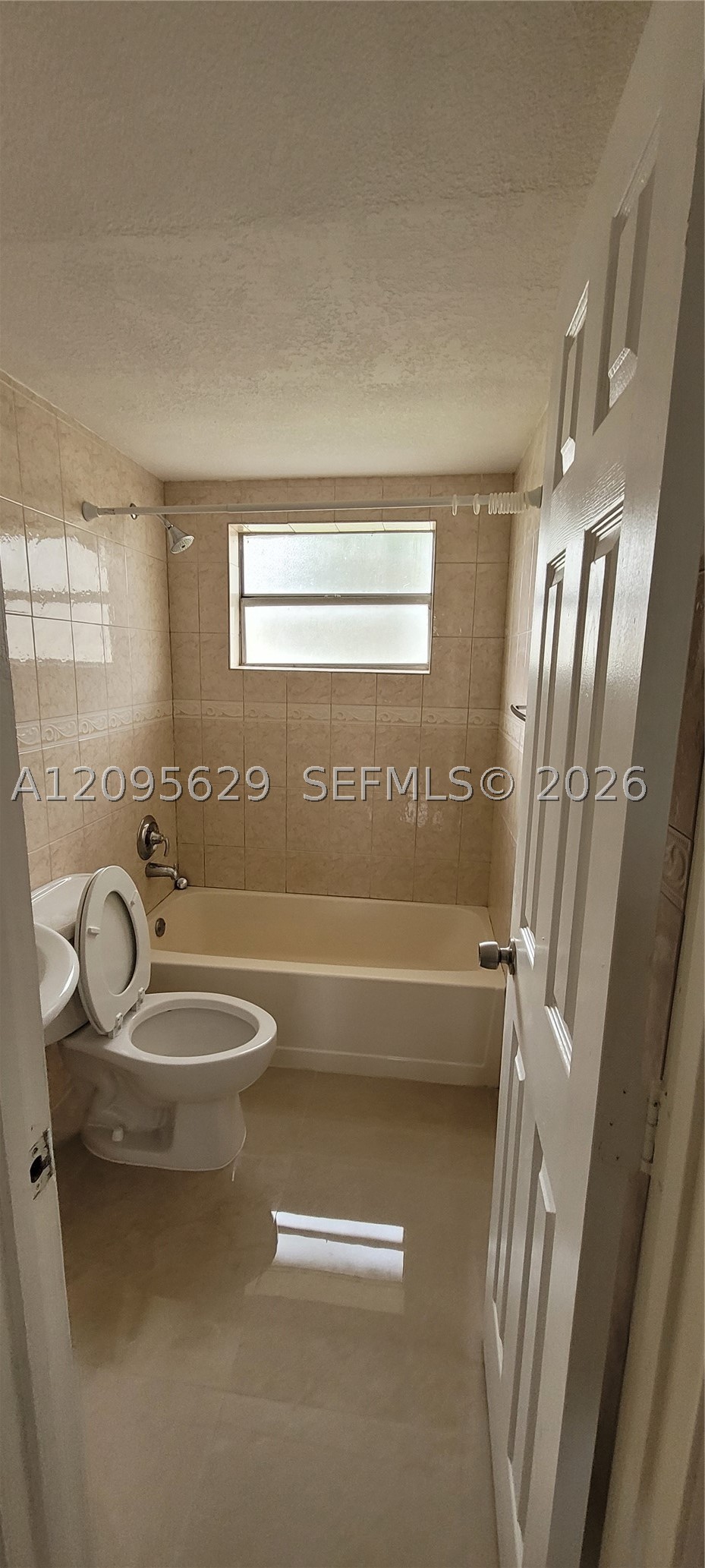 7101 SW 89th Ct #101, Miami FL 33173