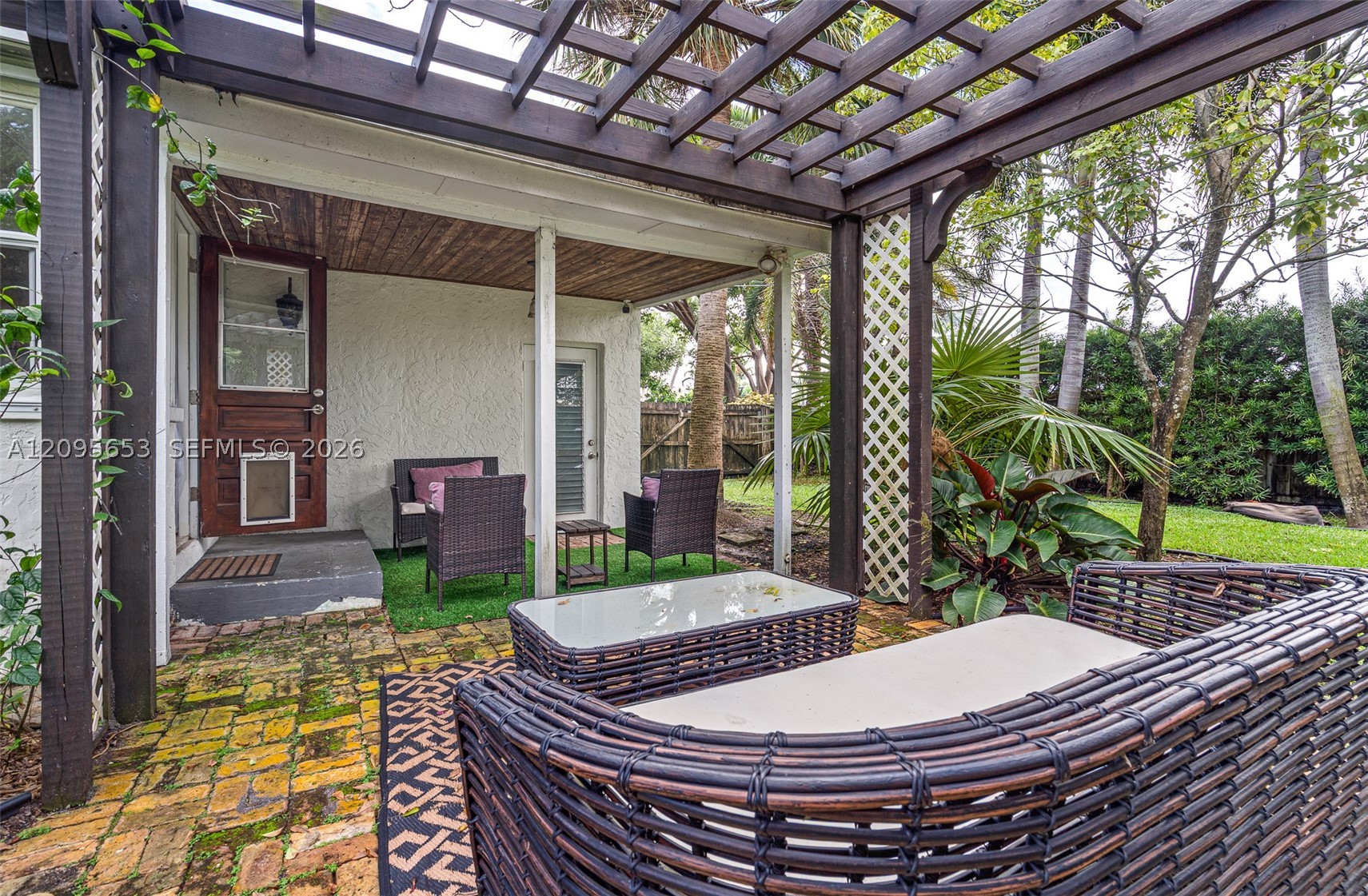 322 Princeton Dr, Lake Worth FL 33460