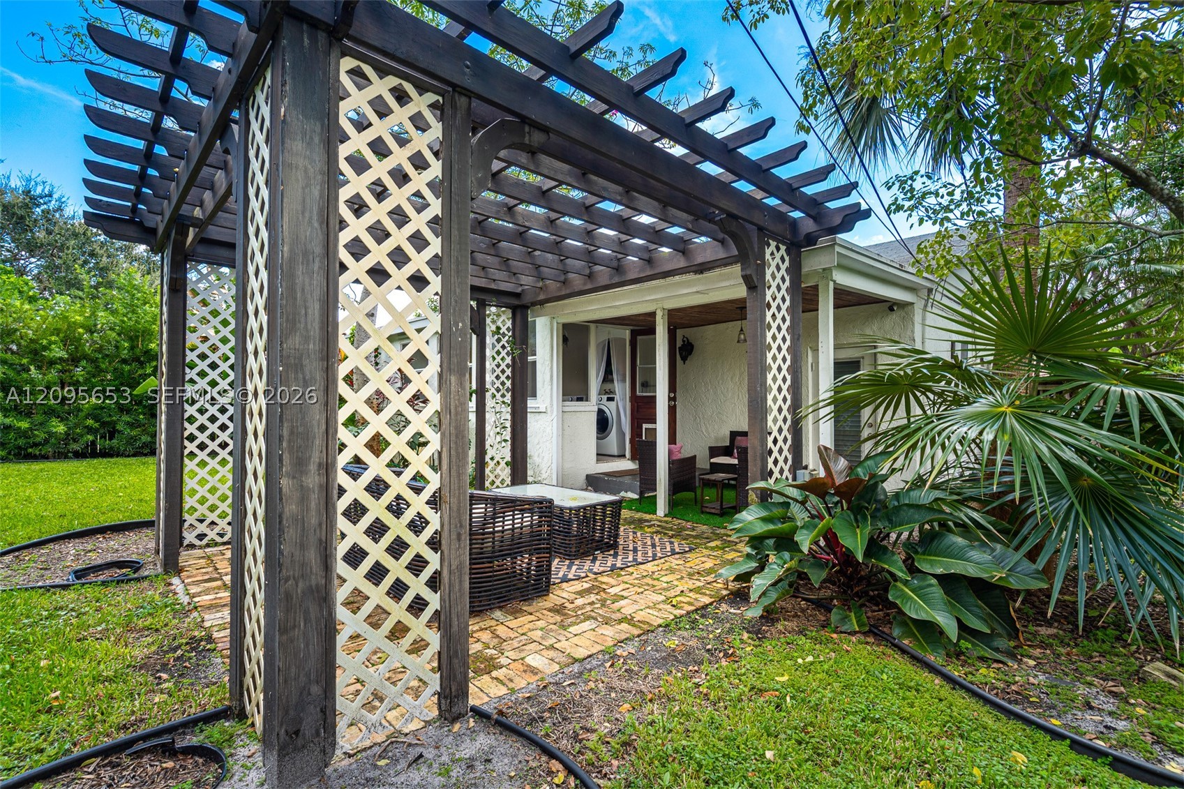 322 Princeton Dr, Lake Worth FL 33460