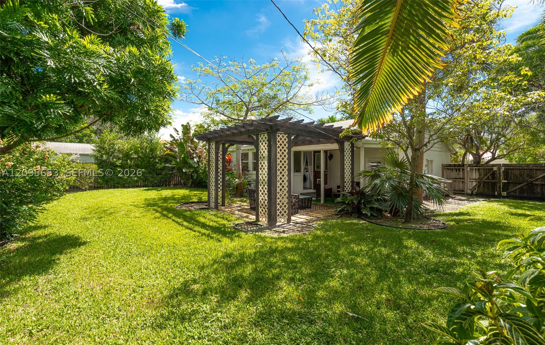 322 Princeton Dr, Lake Worth FL 33460