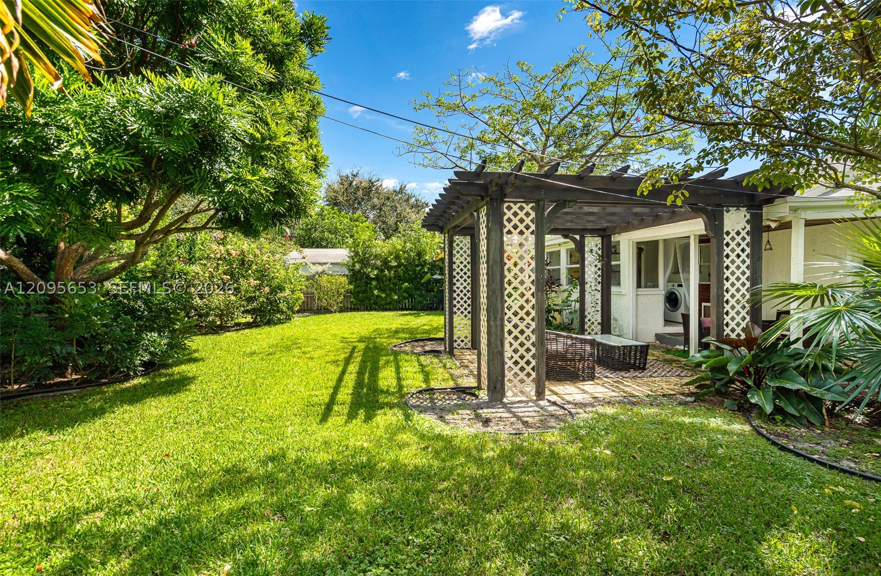 322 Princeton Dr, Lake Worth FL 33460