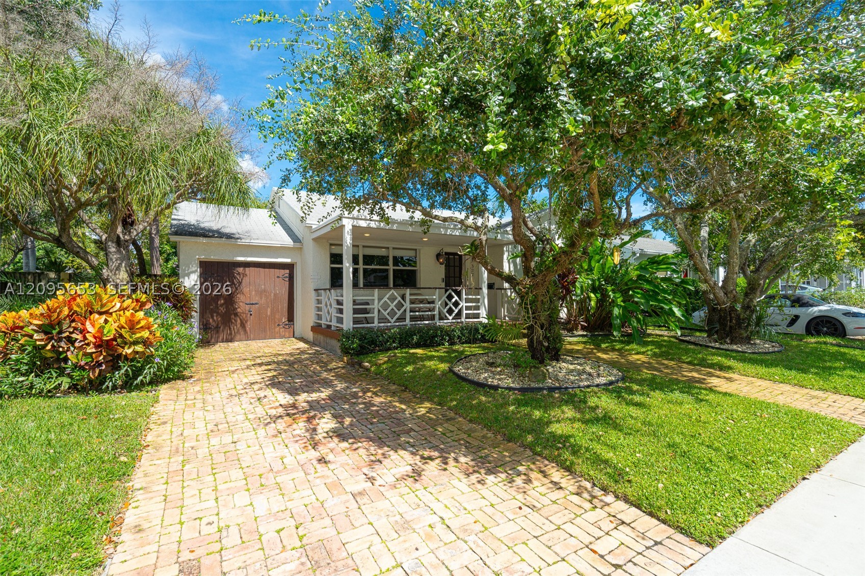 322 Princeton Dr, Lake Worth FL 33460