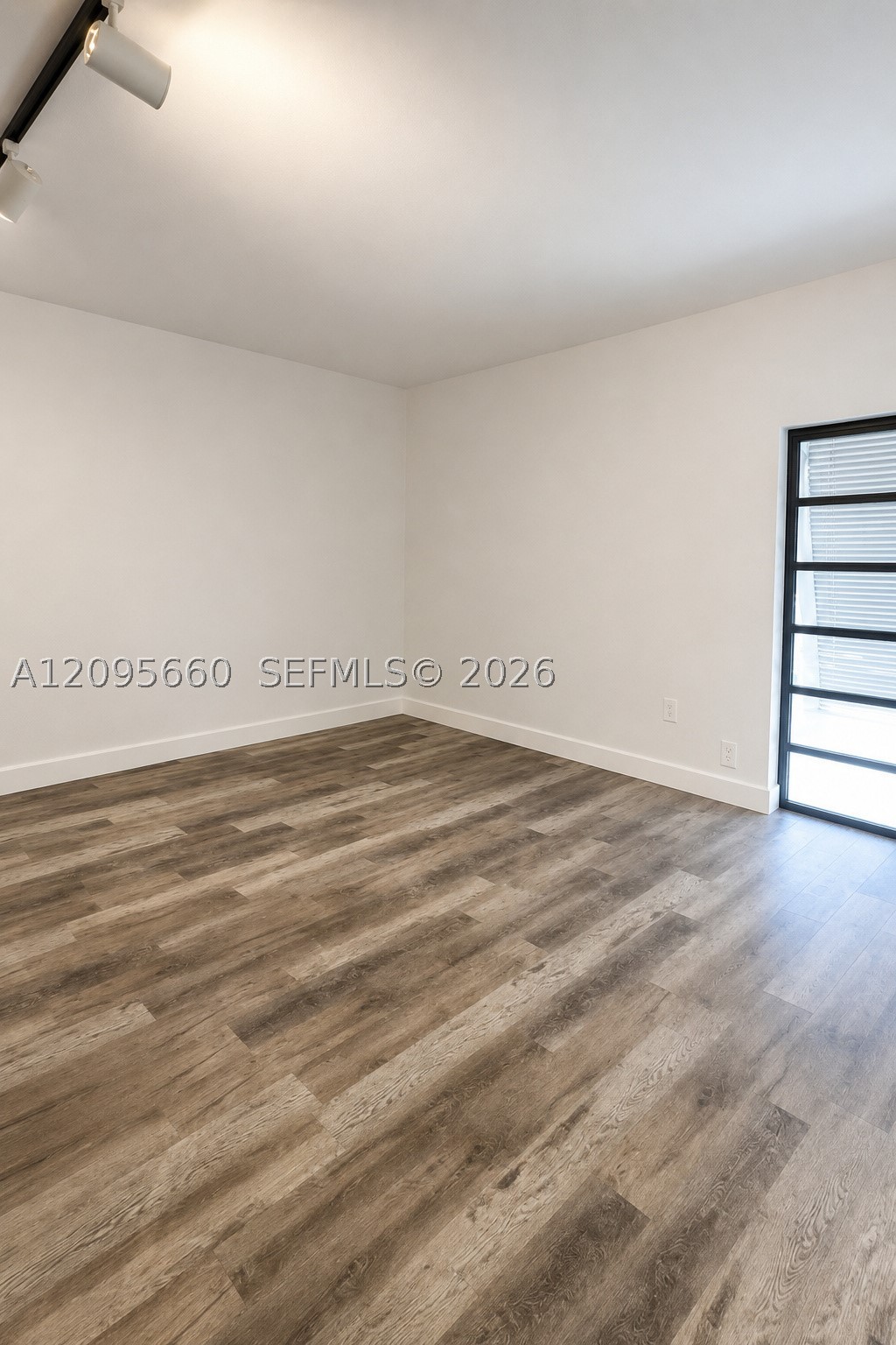 Miami Lakes FL 33014 - A12095660