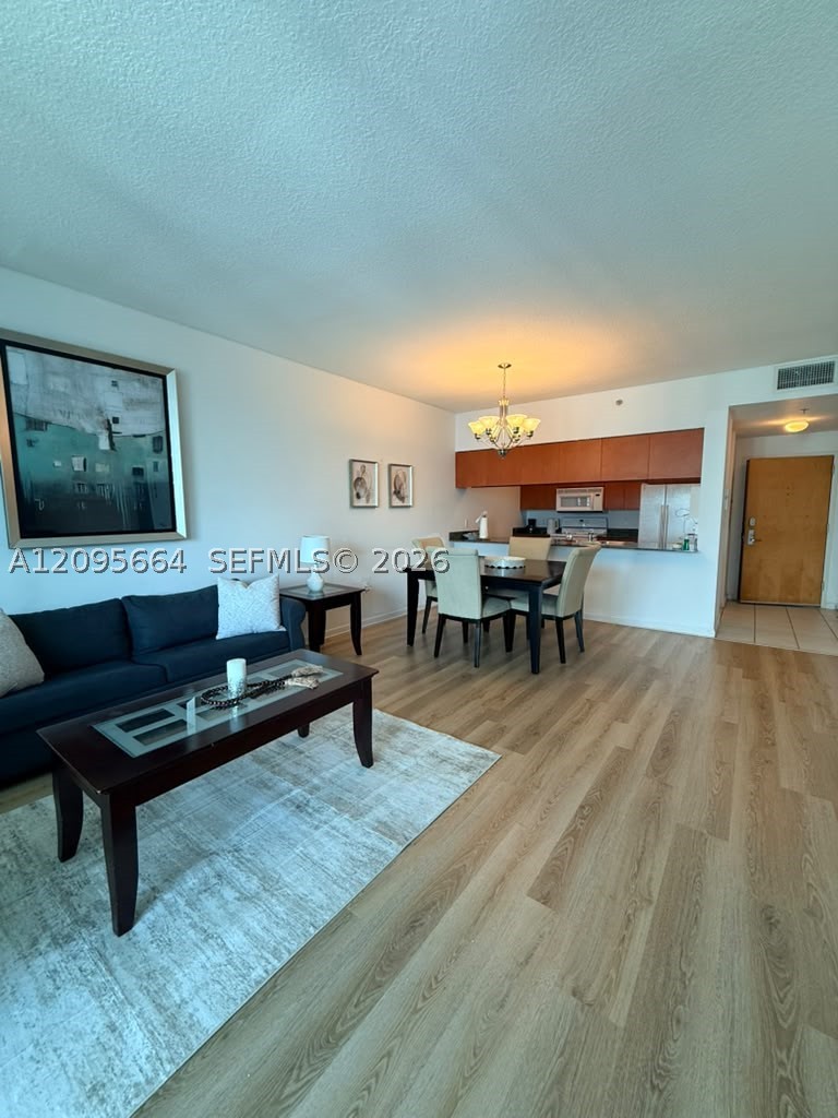 1200 Brickell Bay Dr #4220, Miami FL 33131