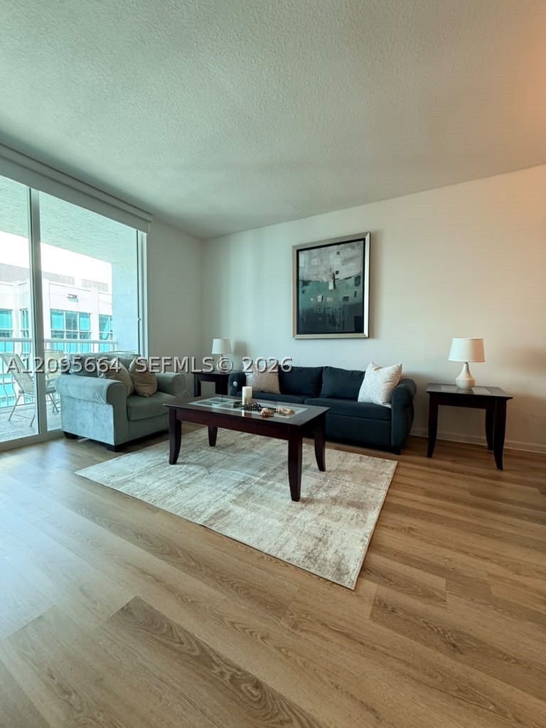 1200 Brickell Bay Dr #4220, Miami FL 33131