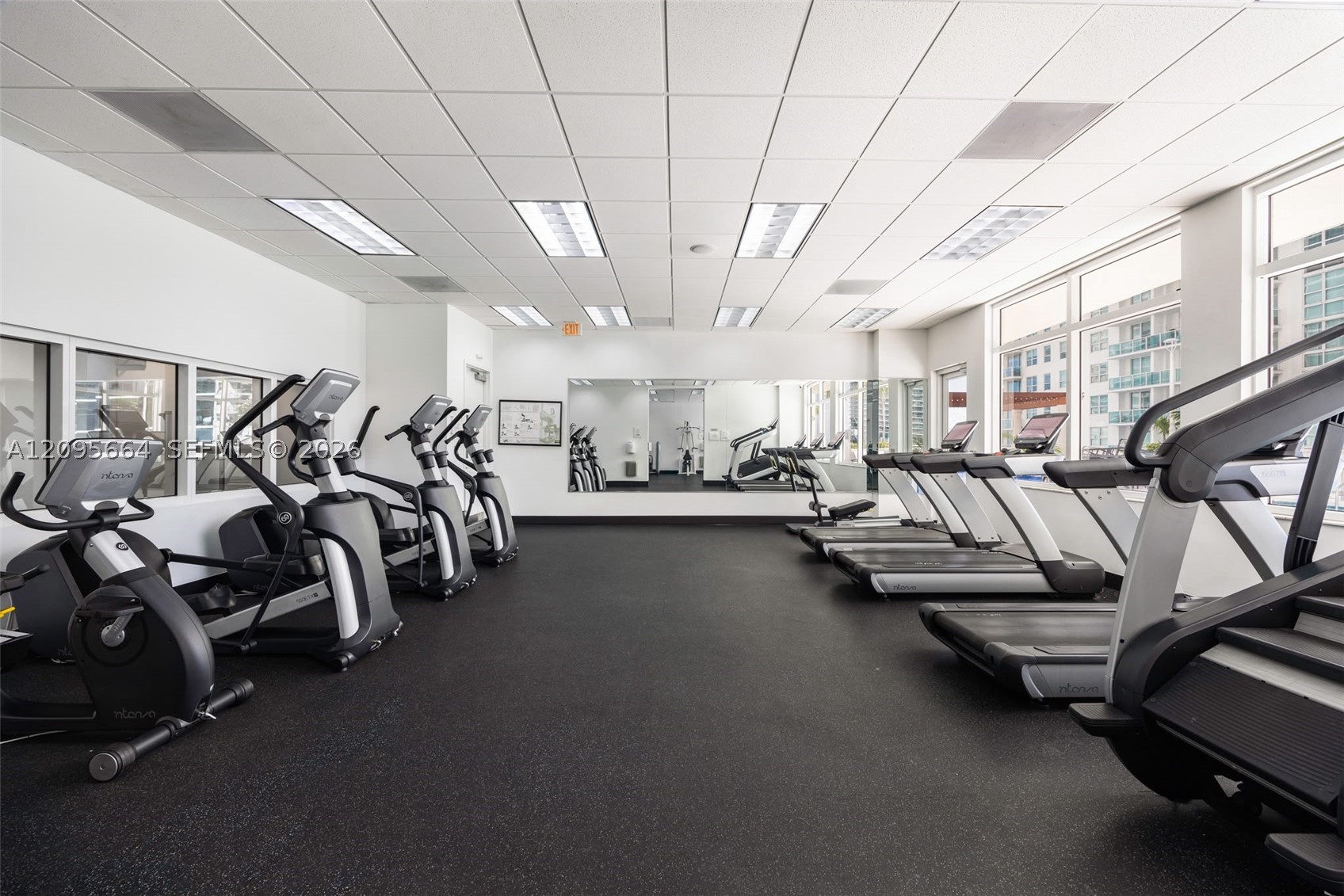 1200 Brickell Bay Dr #4220, Miami FL 33131