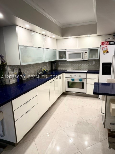 19195 NE Mystic Pointe dr #2703, Aventura FL 33180