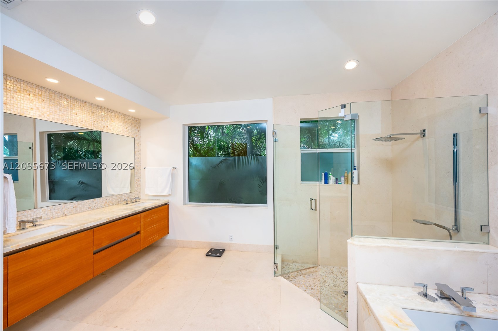 3216 Huntington #3216, Weston FL 33332