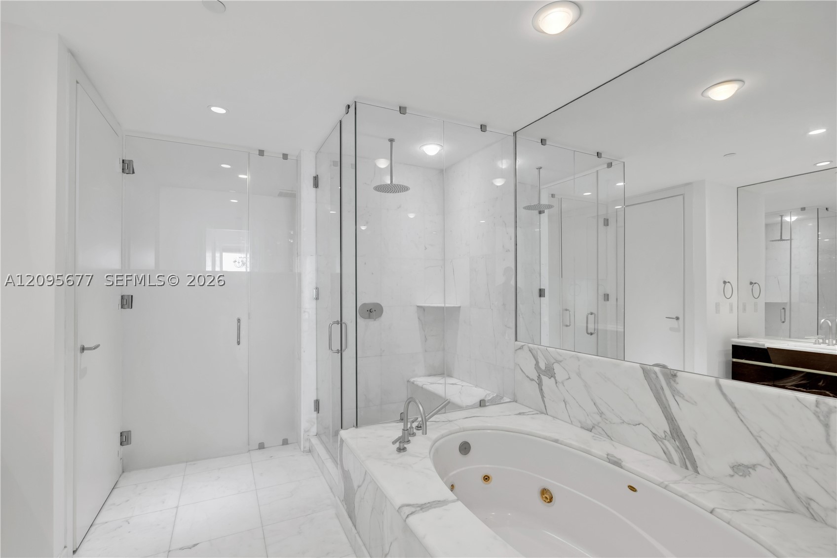 2627 S Bayshore Dr #1905, Coconut Grove FL 33133