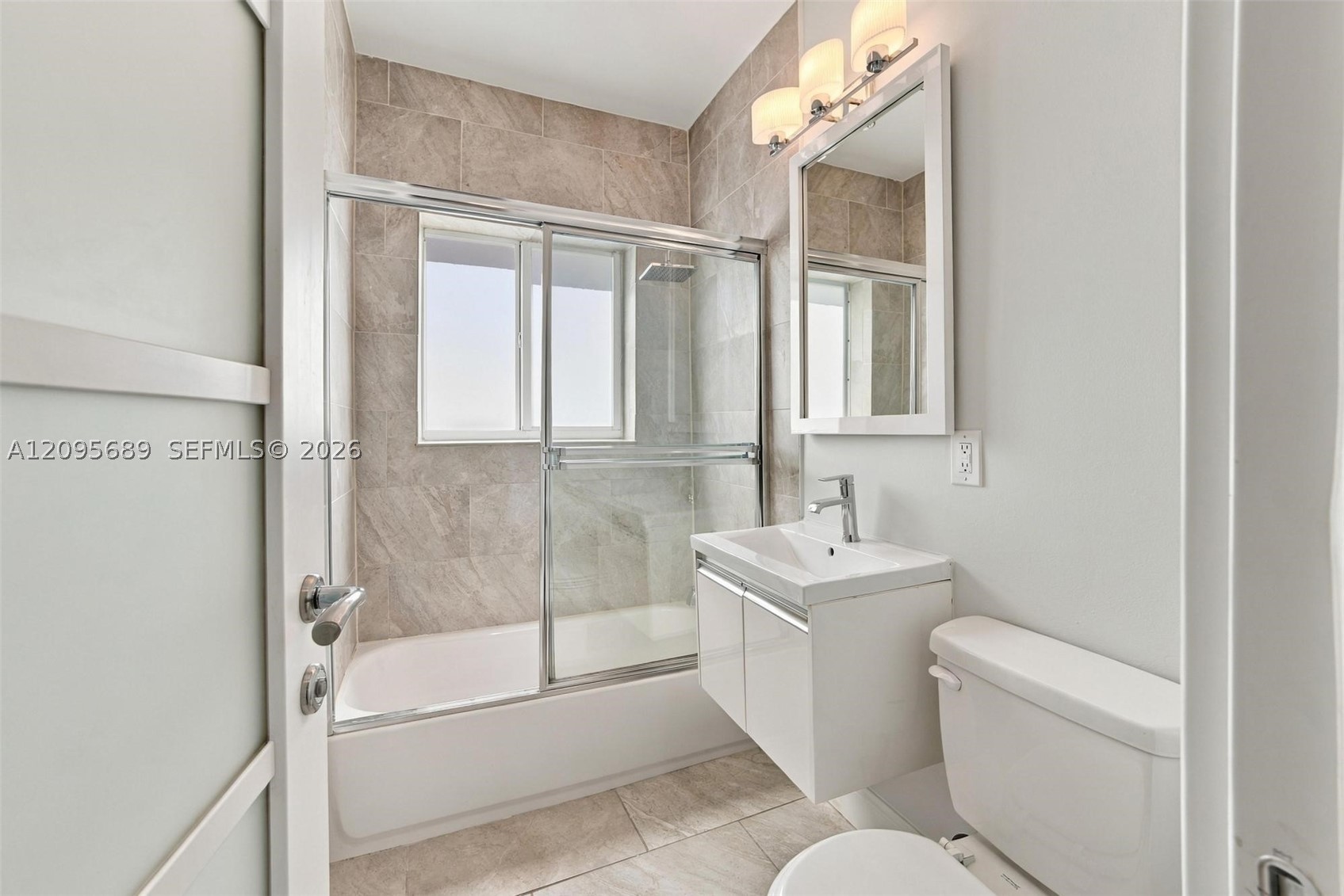 7821 Coquina Dr, North Bay Village FL 33141