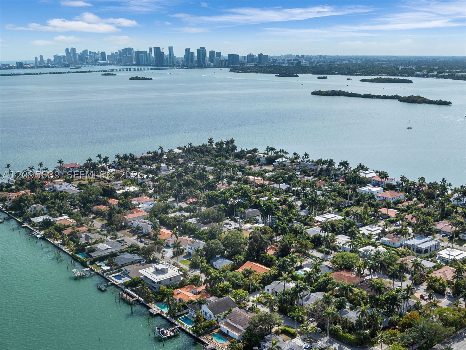 7821 Coquina Dr, North Bay Village FL 33141