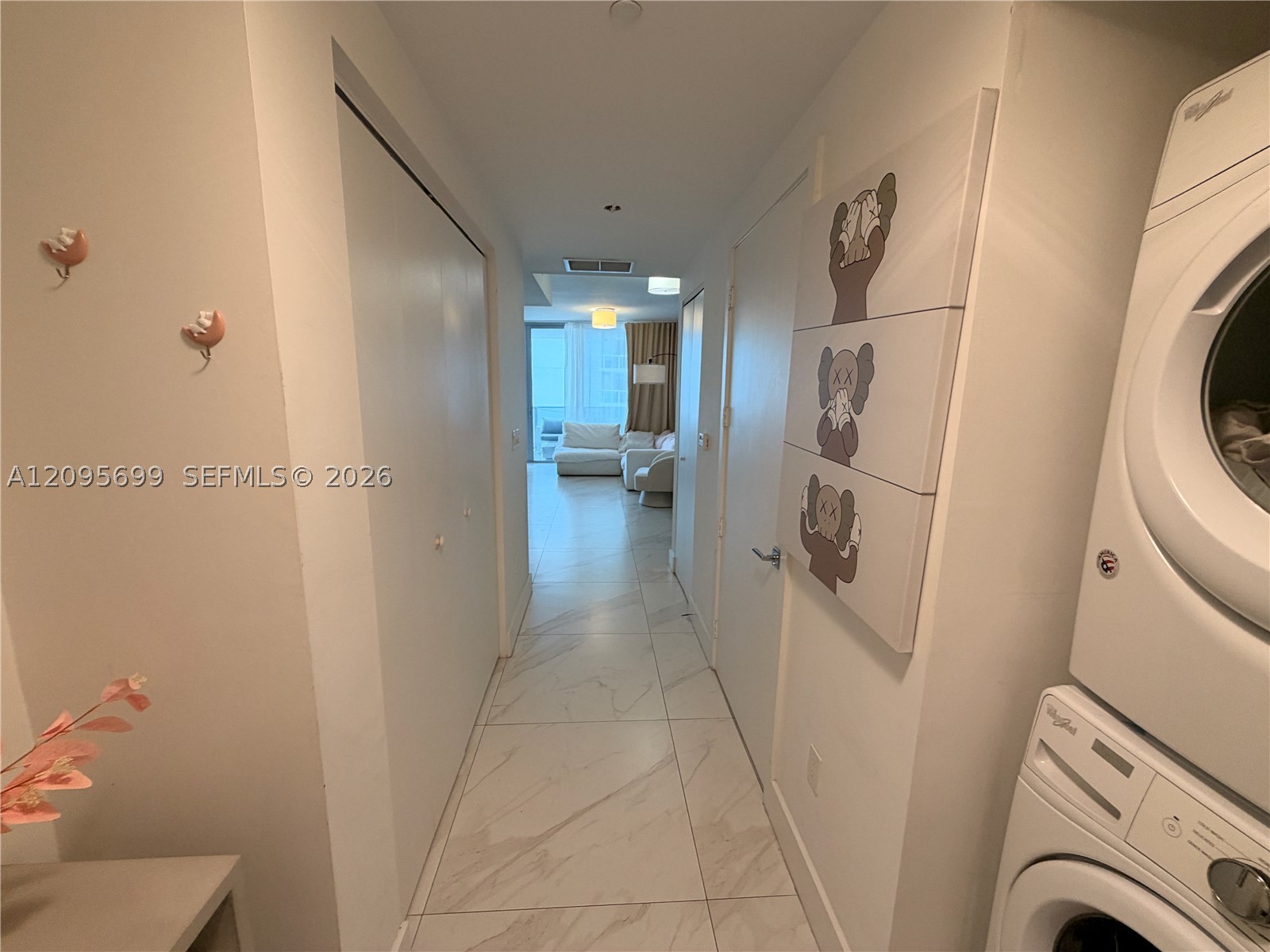 488 NE 18th St #2205, Miami FL 33132
