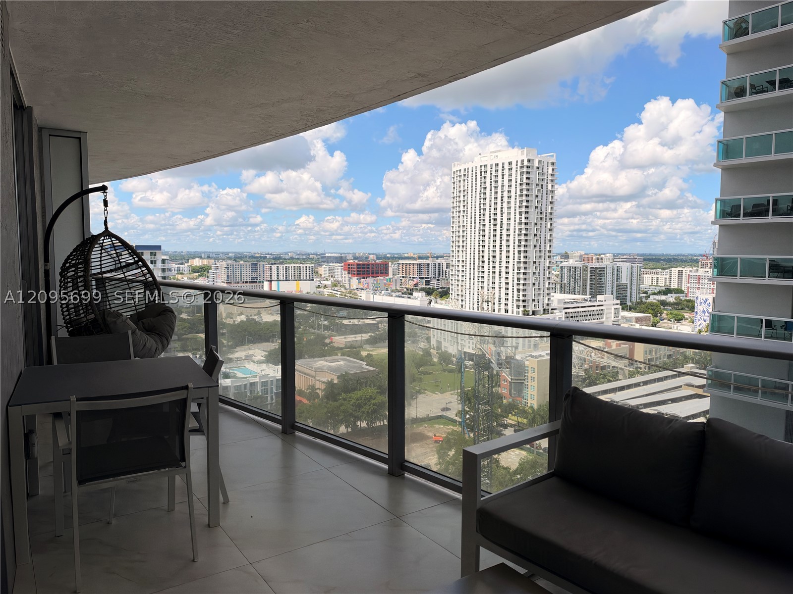 488 NE 18th St #2205, Miami FL 33132