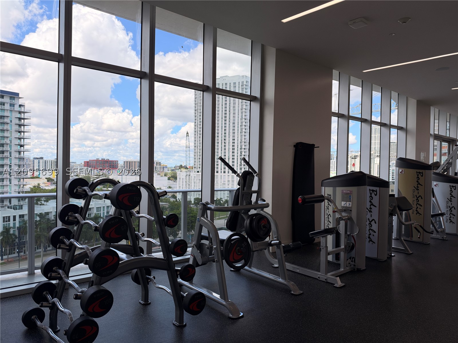 488 NE 18th St #2205, Miami FL 33132