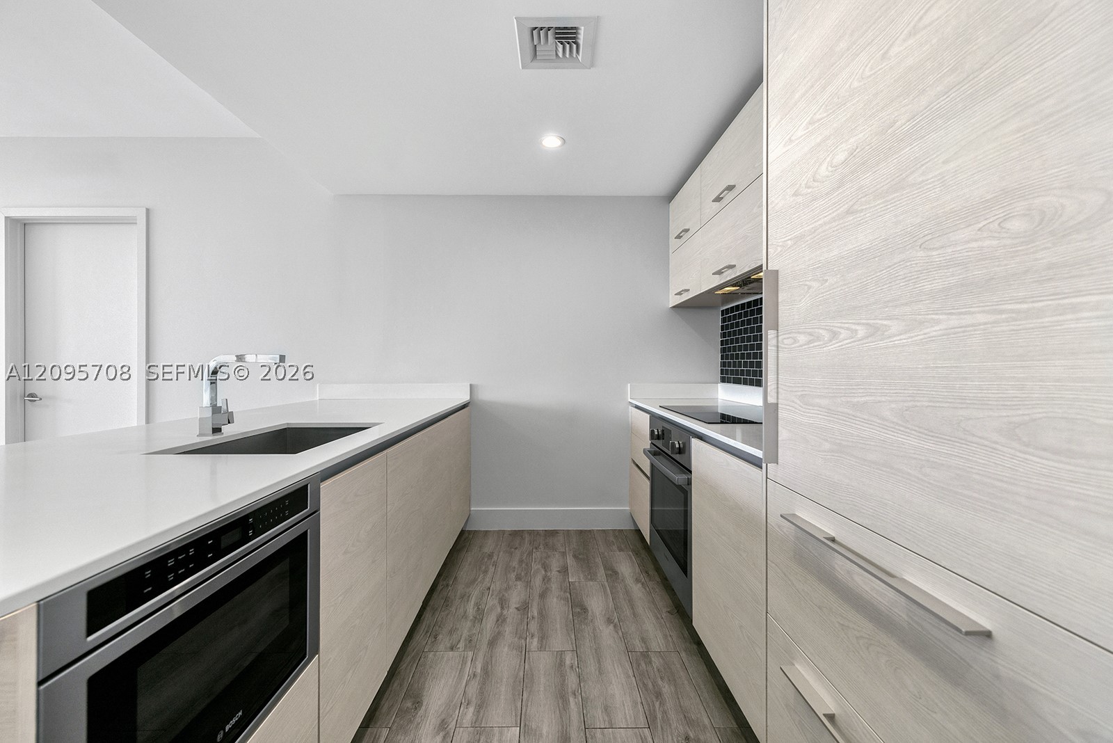 1300 S Miami Ave #3502, Miami FL 33130